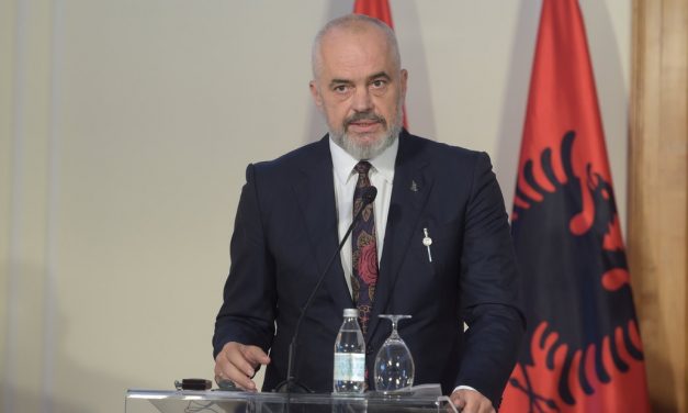 Edi Rama albán miniszterelnök is megszólalt a koszovói történések kapcsán