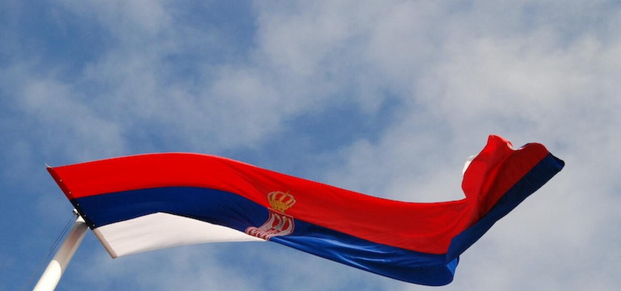 A szerb egységről szóló ünnepi szöveg elutasítását javasolja a Helsinki Emberi Jogi Bizottság