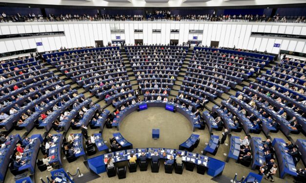 Szerbiáról beszéltek az Európai Parlamentben
