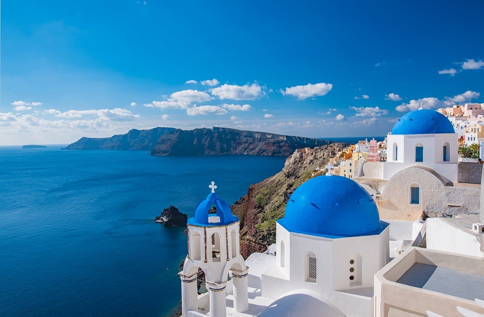 Csalók jelentek meg, ezekre figyeljen, ha Görögországban szeretne nyaralni
