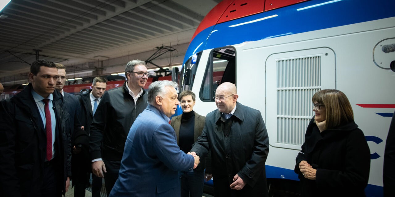 Pásztor: A Belgrád-Újvidék vasútvonal forgalomba helyezése igazolja a VMSZ sikerét