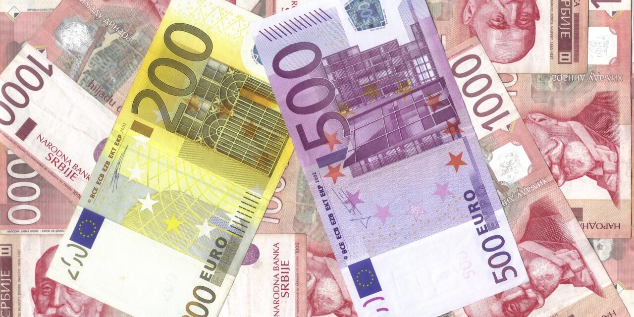 Fél év alatt nyolcvanöt euróval nőtt a havi törlesztőrészletük