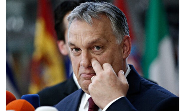 Miért imádkozik Orbán?