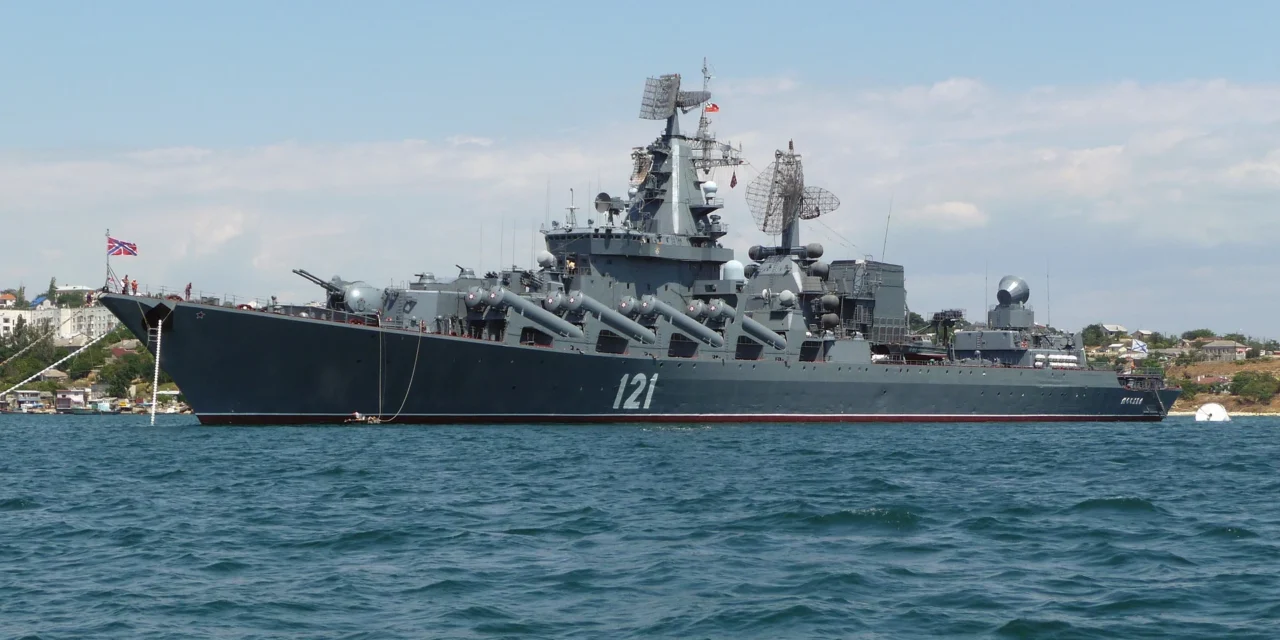 Súlyosan megsérült az orosz fekete-tengeri flotta zászlóshajója