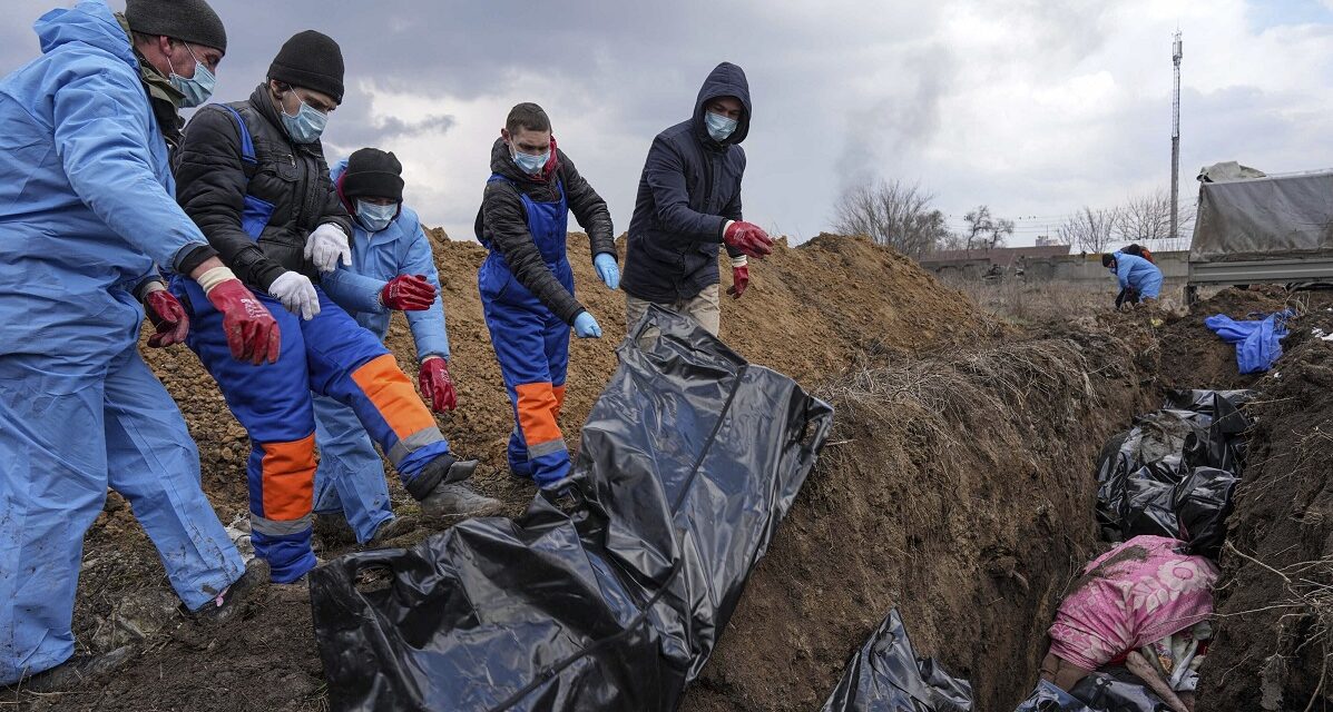 Már több mint 900 civil holttestét találták meg az oroszok által feladott területeken
