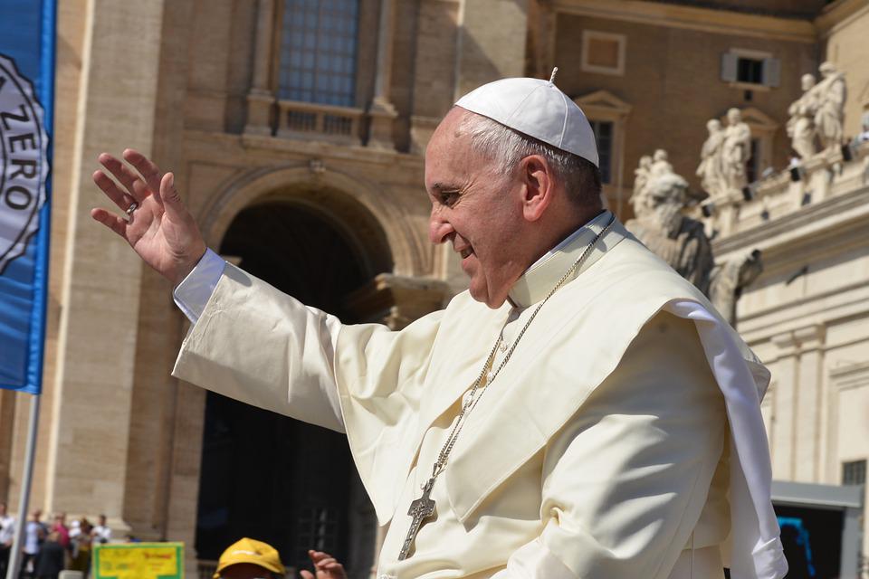 Egy hónap múlva kezdődik Ferenc pápa magyarországi látogatása