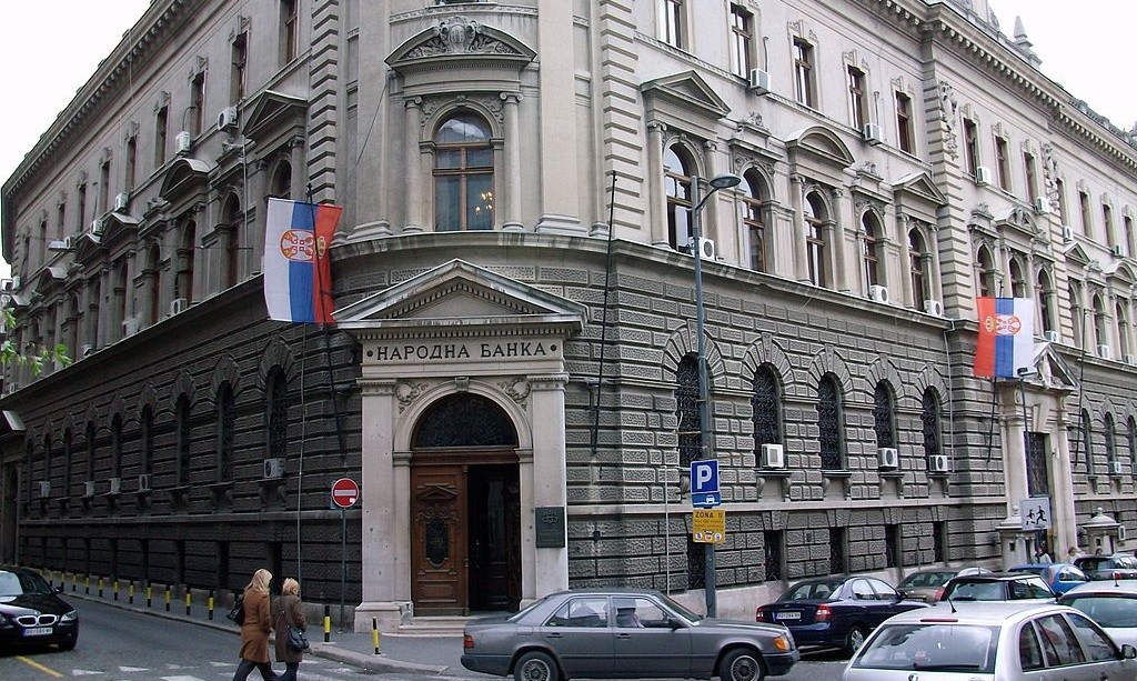 „A Szerbiai Nemzeti Banknak korlátoznia kell a banki költségek ellenőrizetlen növekedését!”