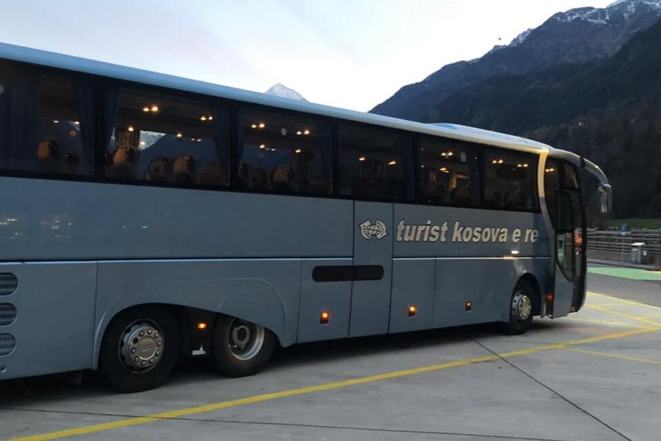 Támadás ért egy koszovói buszt Szerbiában