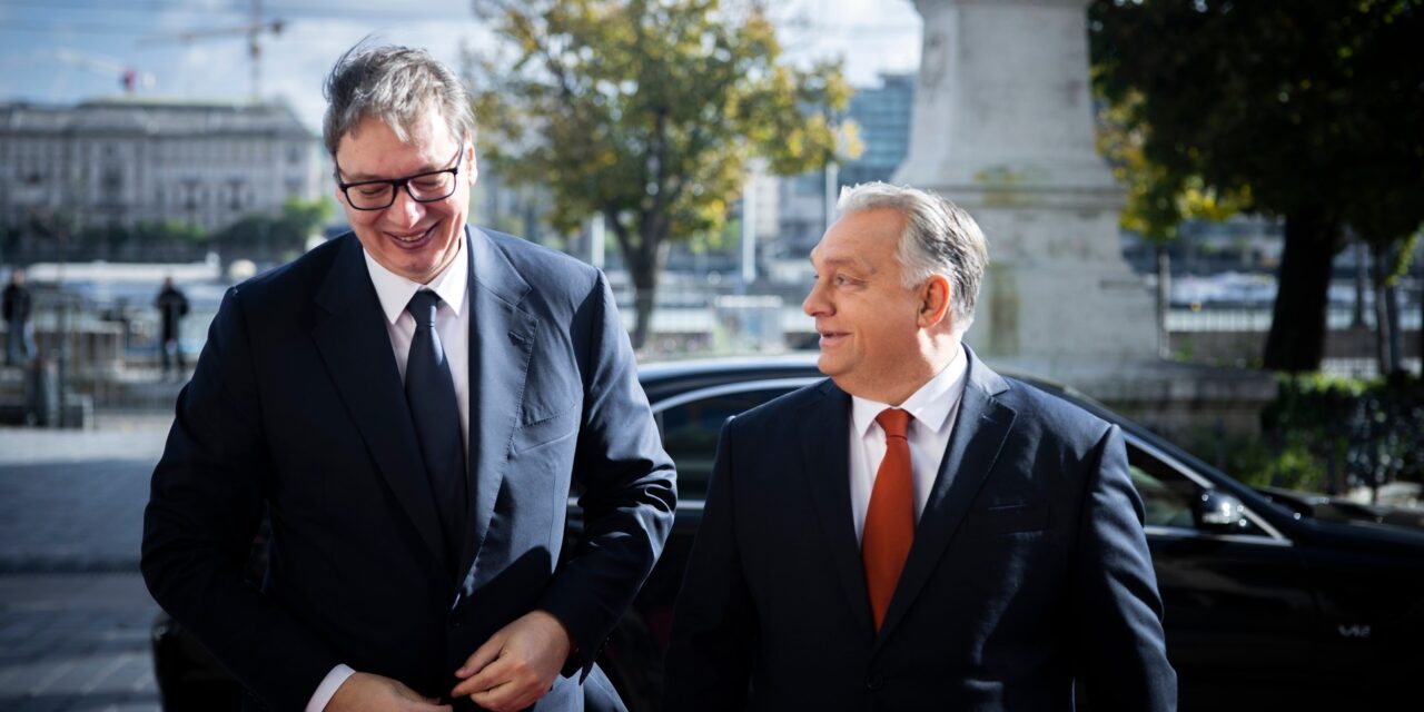 Megkezdődött Budapesten a magyar-szerb-osztrák csúcstalálkozó
