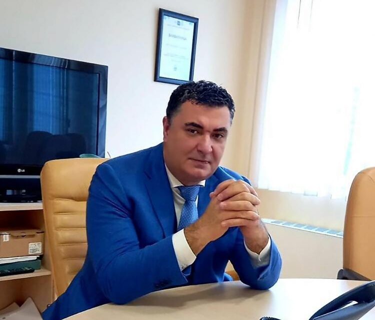 Rendőr és kick-boxoló is volt Szerbia új gazdasági minisztere