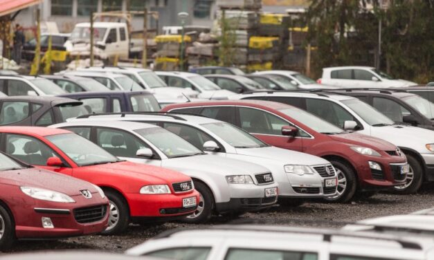 Tizenöt százalékkal esett vissza a használt autók eladása