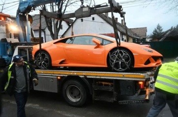 Szabálysértési eljárást indítanak a sofőr ellen, aki Lamborghinivel száguldozott