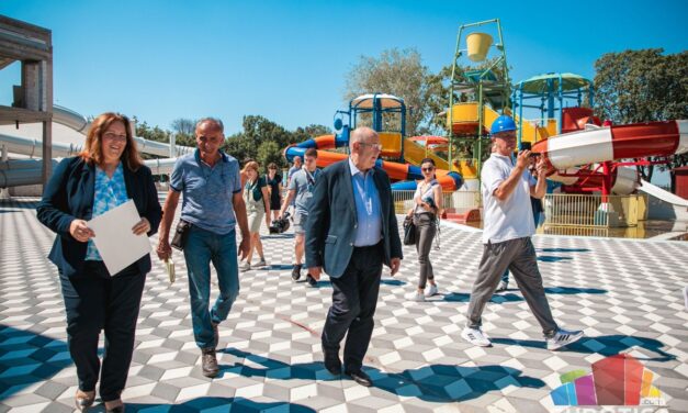 Mozgalom a fordulatért: Ki a felelős a palicsi akvapark kártékony és korrupt projektumáért?